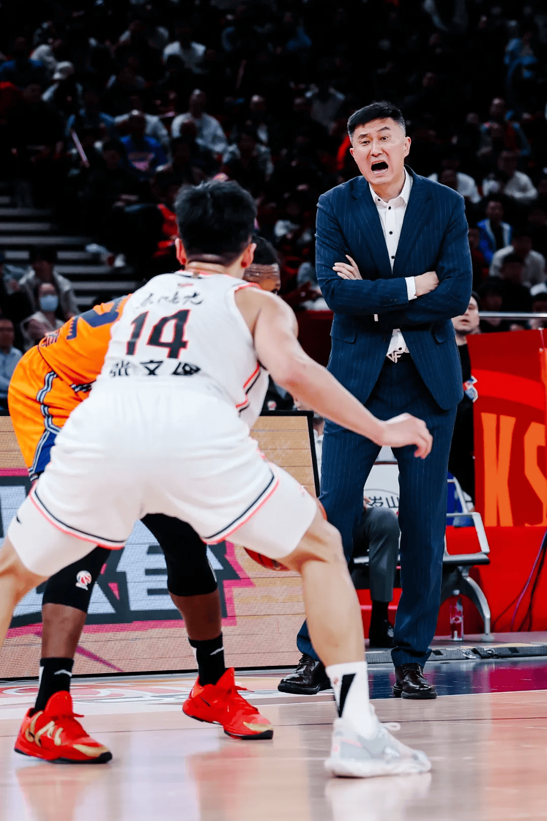 主场优势全面释放,比分持续领先(主场优势全面释放,比分持续领先什么意思) 主场优势全面释放,比分持续领先(主场优势全面释放,比分持续领先什么意思)